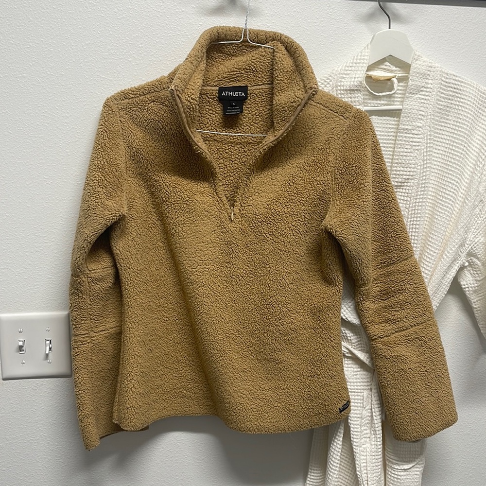 Athleta Sherpa 1/4 zip jacket